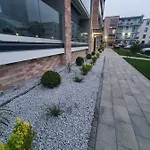 4 Perly Hotel